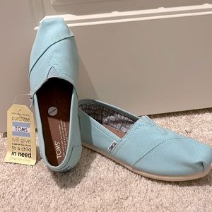 Sky blue brand new Toms size 7